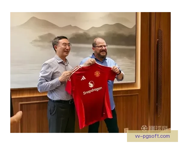曼联宣布携手高通骁龙达成球衣胸前赞助协议开启品牌合作新时代